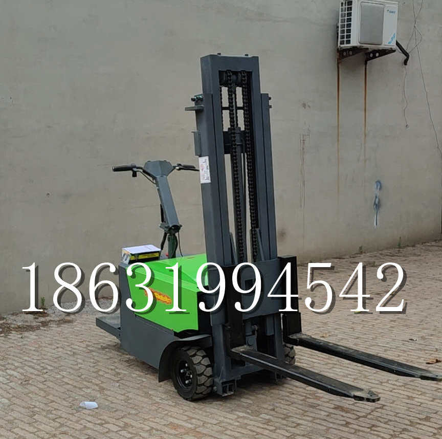 宜兰县优程全电动叉车插腿式堆高车液压装卸车1.5吨升高小型站驾式铲车