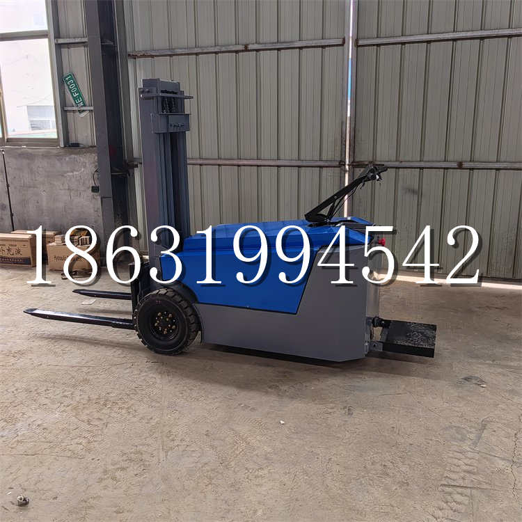 宜兰县全电动叉车插腿式堆高车液压装卸车1.5吨升高小型站驾式铲车